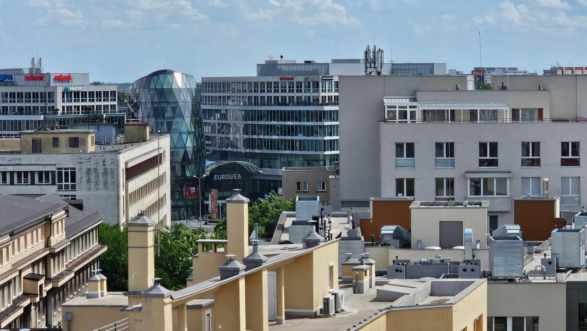 Panorama View Design Apt In Old Town - Free Parking Bratislava Buitenkant foto