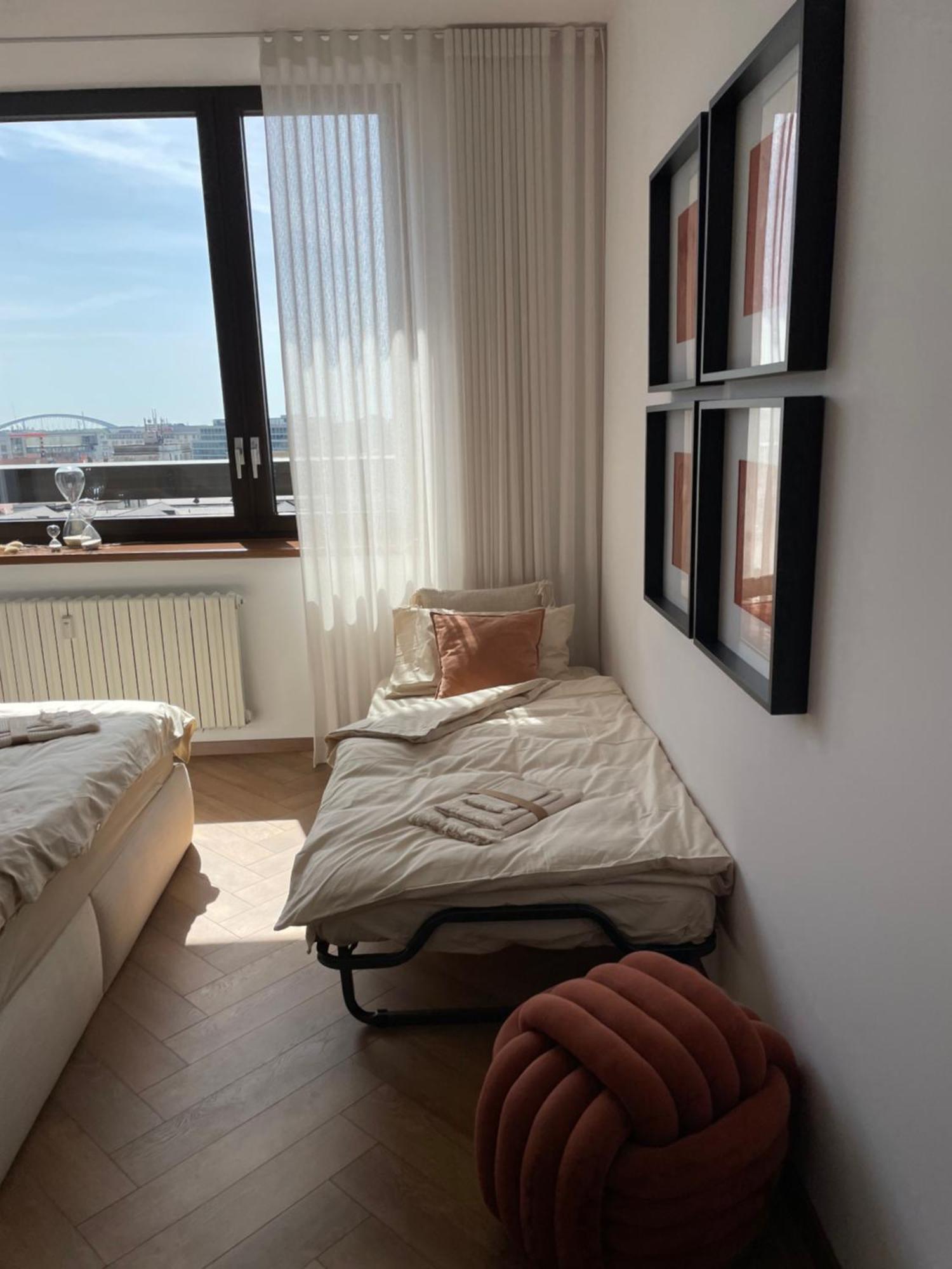 Panorama View Design Apt In Old Town - Free Parking Bratislava Buitenkant foto